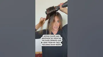 How to Use a Blowdryer Brush ft. the Le Volume